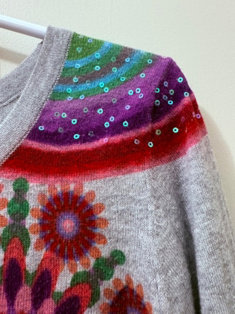 DESiGUAL Women's sz S light sweater top grey with multicolour Desigual floral - Picture 7 of 16